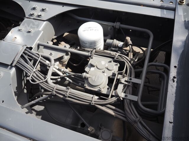 Standard tractor DAF CF 75