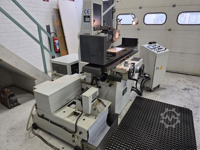 Flächenschleifmaschine KENT KGS-250 WM1