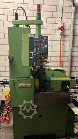 Zahnrad-Abwälzfräsmaschine Mikron A33/0