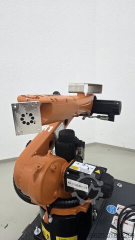 Industrial robot KUKA KR 10 R1420 + KR C4