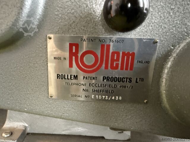 Nut- und Perforiermaschine Rollem