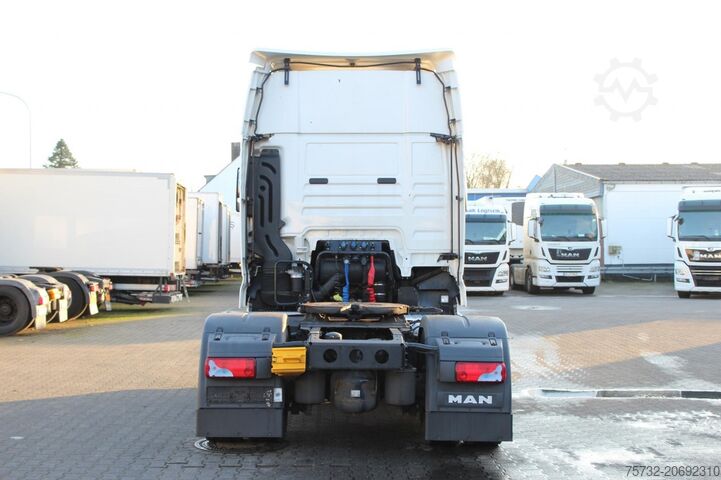 Standard tractor unit MAN TGX 18.510 E6 XXL Retarder Kühlbox Navi