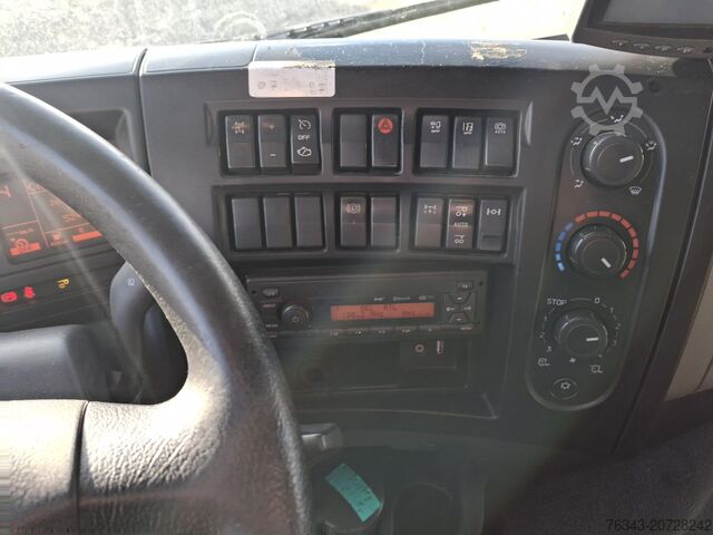 Flatbed truck with tarpaulin RENAULT D26 WIDE 380 - 6X2 - E6 - RETARDER