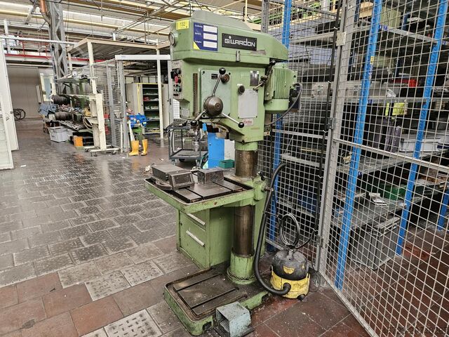 Säulenbohrmaschine Gillardon