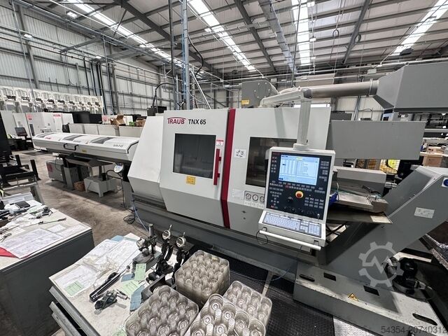 Langdrehmaschine mit beweglichem Kopf Traub TNX 65