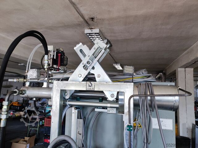 Lisec VFL-1/25 Lisec sealing robot VFL-1/25