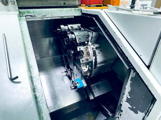 CNC-Dreh- und Fräszentrum Okuma LCC15