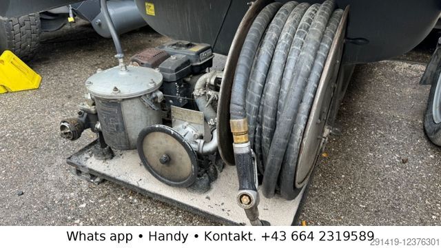 Agricultural machine Danubia Heizöl / Dieseltank 1000 L Baujahr 1981