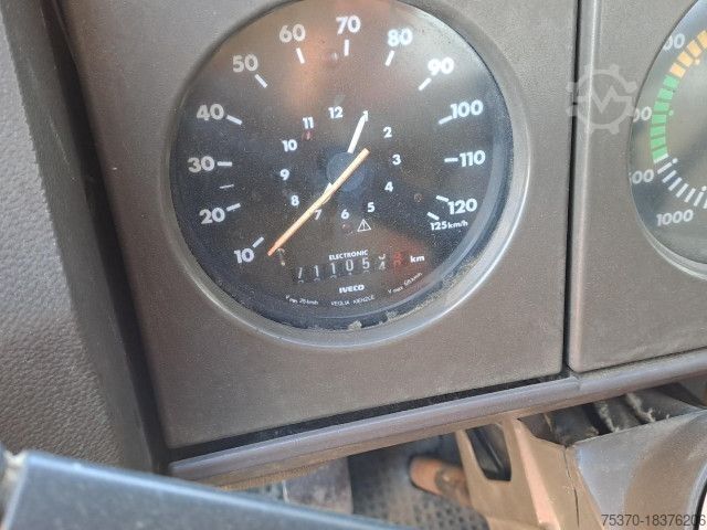 Vacuum tank truck IVECO 145.17 3ASSI