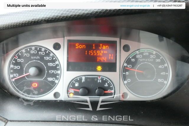 Transporter mit Koffer iveco Daily 35 S11 C30C AUTOMATIK KAMERA MAXI Regale DURCHGANG