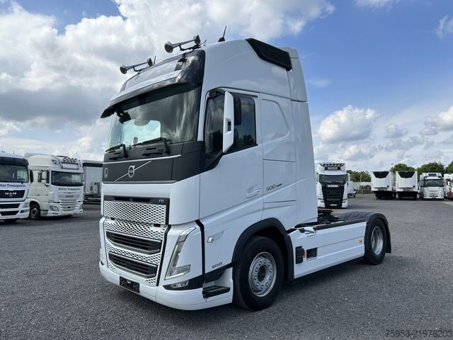 Standard tractor unit Volvo FH 500 Globe XL Retarder I-Park Cool