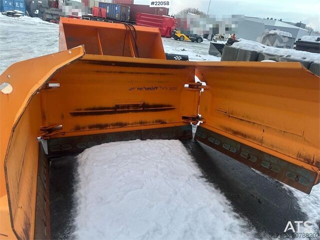 Baumaschine Schmidt folding wing snow plough