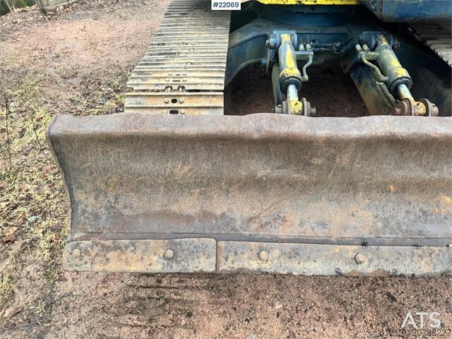 Raupenbagger Kobelco SK60 crawler excavator with bucket