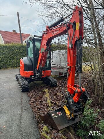 Minibagger Kubota U36-4 Beltegraver m/ 4 skuffer, rotortilt og klype