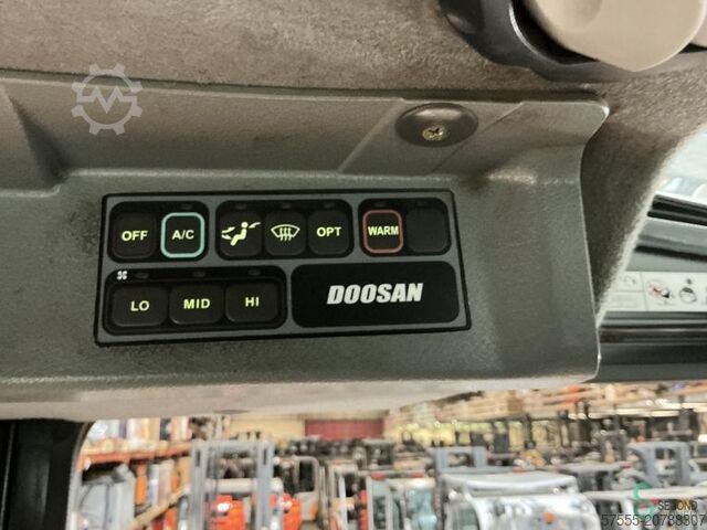 Gabelstapler Doosan D90S-7