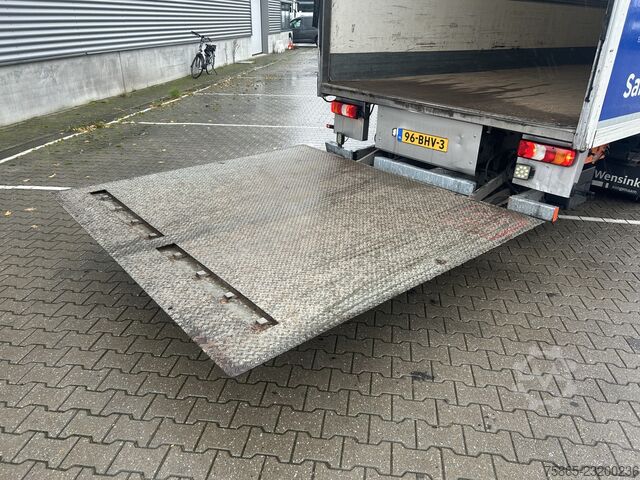 Mercedes-Benz Atego 1018 / 10 Ton / 574 dkm / Box 7 mtr / Loadlift / APK TUV 11-26 Mercedes-Benz Atego 1018 / 10 Ton / 574 dkm / Box 7 mtr / Loa...