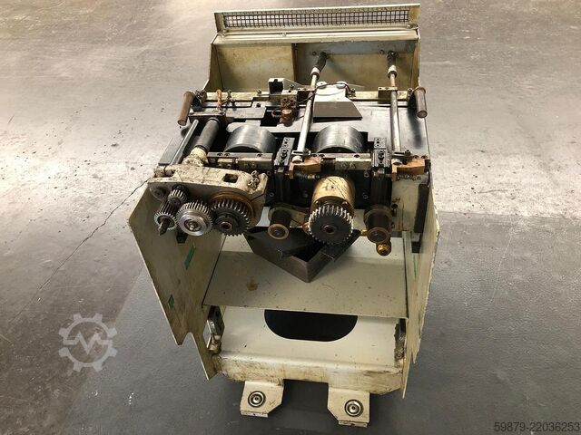 Kolbus PUR + EVA Hotmelt Ruckenleimwerk (2005) Kolbus PUR spine gluing unit