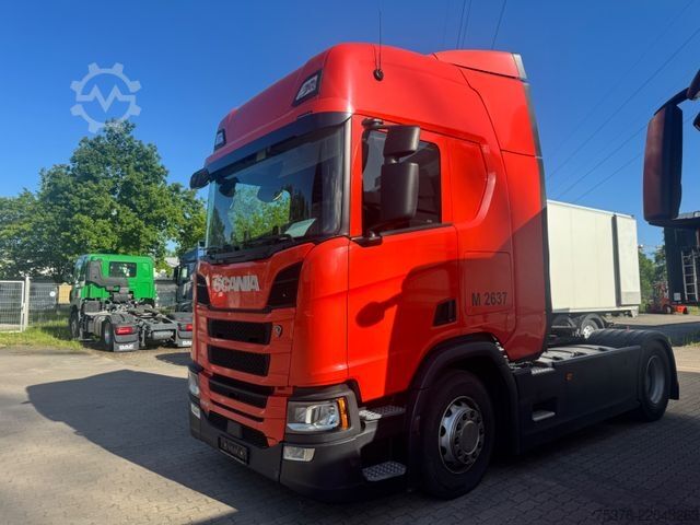 Standard tractor unit SCANIA R 450 4x2