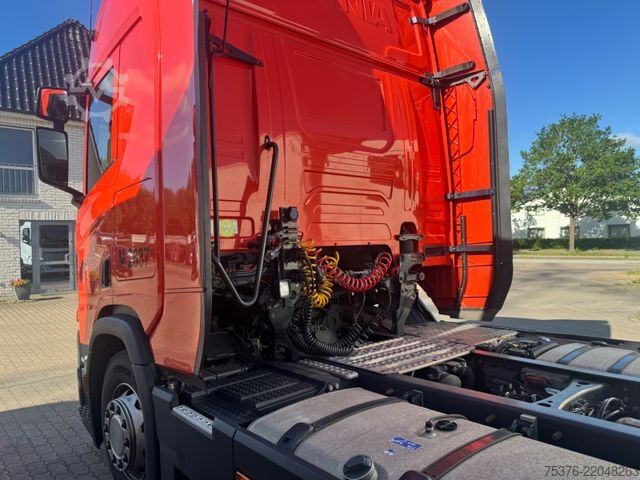 Standard tractor unit SCANIA R 450 4x2