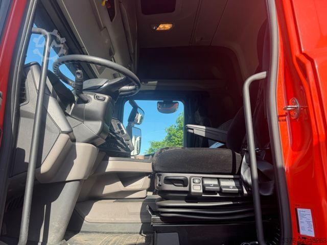 Standard tractor unit SCANIA R 450 4x2