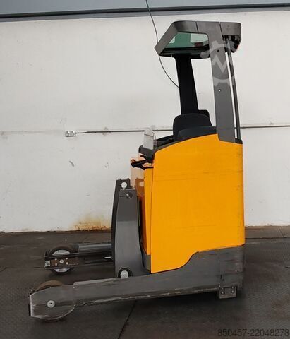 Reach Trucks Jungheinrich ETV 214 /8.3m/ 6655mh