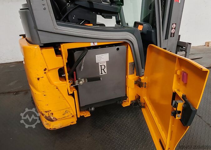 Electric - 3 wheels Jungheinrich EFG 215 4.8m/ 1826mh