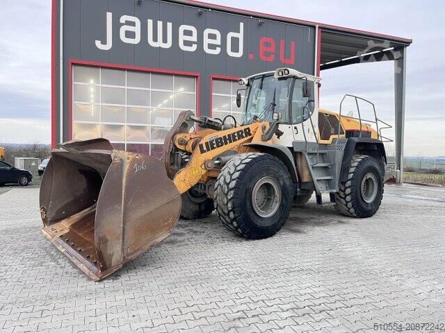 Wheel loader Liebherr L 576 / 4x4 / Schaufel / 1. Hand