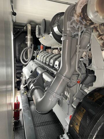 Generator set Perkins 4016-TAG2A - 2.200 kVA Generator - DPX-19826