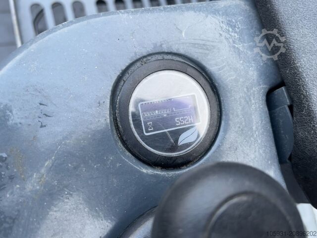 Mittelhubkommissionierer EP JXO-30