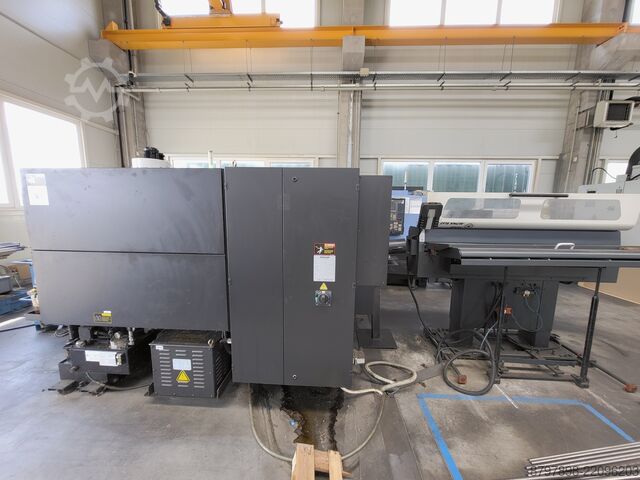 CNC lathe DOOSAN LYNX 2100LMA