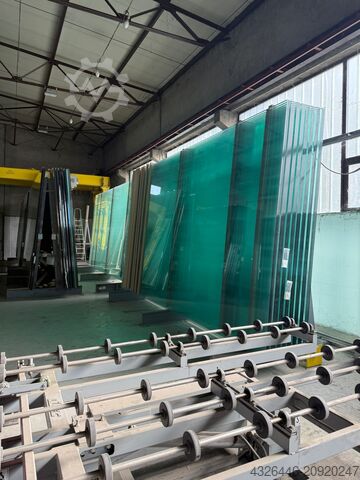 Glass cutting desk Lisec GFB-60/30RE-S and VB-45