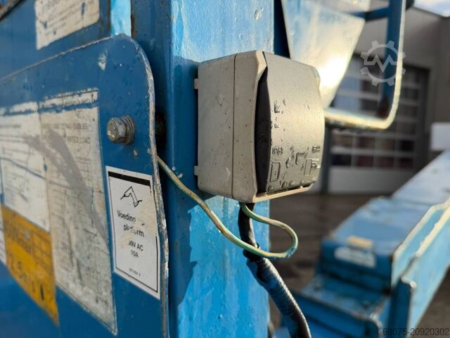 Telescopic boom lift Aichi SR 18 A