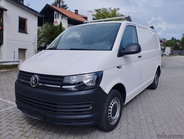 Bott workshop van VW T 6 2,0 TDI Werkzeugregale Werkstatt Bot