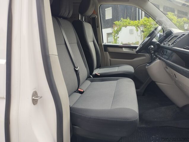 Bott workshop van VW T 6 2,0 TDI Werkzeugregale Werkstatt Bot
