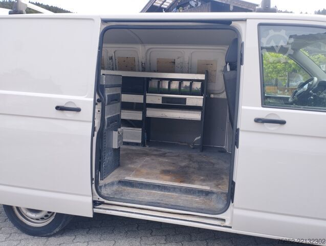 Bott workshop van VW T 6 2,0 TDI Werkzeugregale Werkstatt Bot