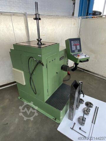 Hydraulische CNC Profil- und Nutenziehmaschine, Nutenziehmaschine, Räummaschine, Profilziehmaschinen LEISTRITZ Polymat 50 / 400 CNC
