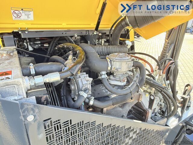 4-way forklift Combilift CB4500 GAS TRIPLEX 6400 FORK POSITIONER