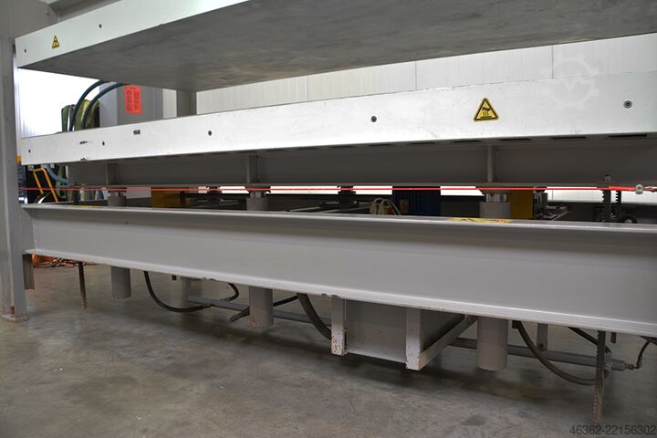 Hydraulic veneer press NARDI MODU 3000 x 1300