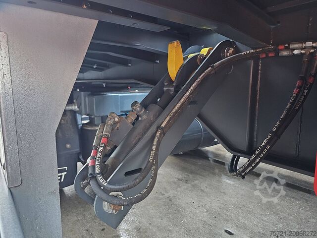 Container transportation TROUILLET SLIDER container ahw 20 ton