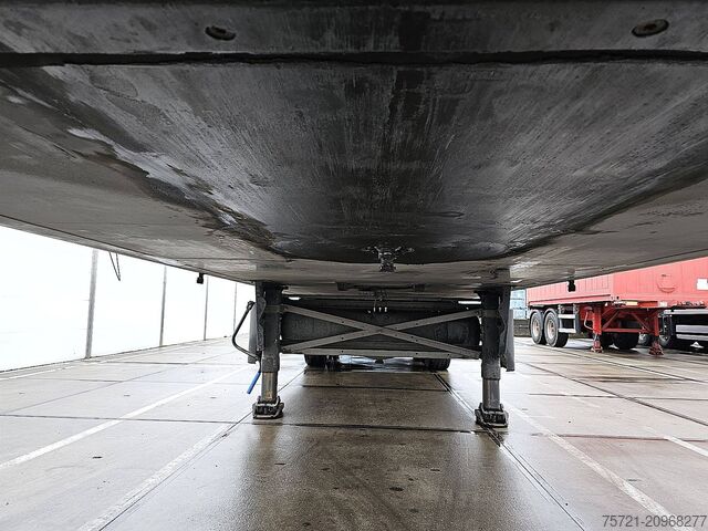 Refrigerated/frozen transport SCHMITZ SKO 24