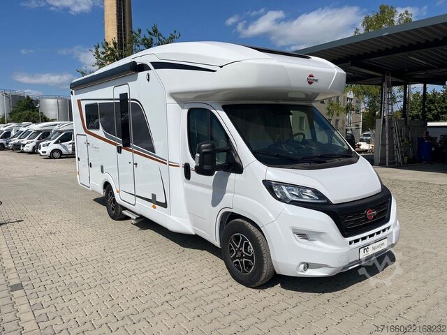 Semi-integrated camper BÜRSTNER Lyseo Gallery TD 649 G über 40.000 Euro sparen!