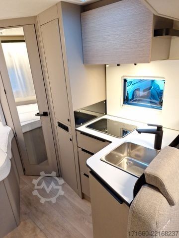 Semi-integrated camper BÜRSTNER Campeo TD 660 SAT+TV, MARKISE, DIESELHEIZUNG