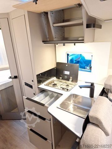 Semi-integrated camper BÜRSTNER Campeo TD 660 SAT+TV, MARKISE, DIESELHEIZUNG