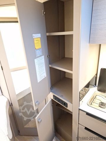 Semi-integrated camper BÜRSTNER Campeo TD 660 SAT+TV, MARKISE, DIESELHEIZUNG