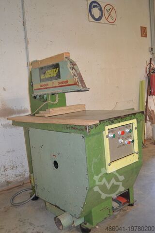 Under-table crosscut saw Jely 