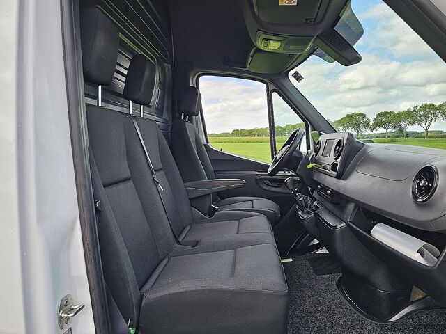 High-roof van MERCEDES-BENZ SPRINTER 314 L2H2 RWD Trekhaak