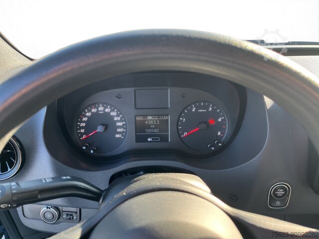 Pick-up van Mercedes-Benz Sprinter 211 CDI Doka Pritsche Kompakt Klima