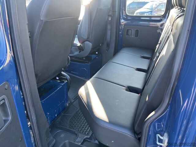 Pick-up van Mercedes-Benz Sprinter 211 CDI Doka Pritsche Kompakt Klima