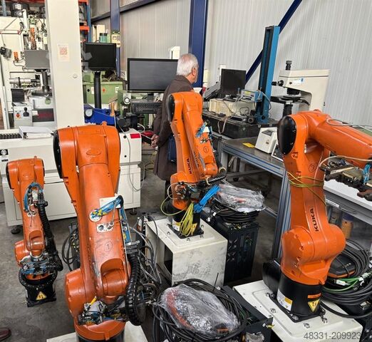 Industrial robots for general industrial applications  KUKA KR 10 R1100 sixx