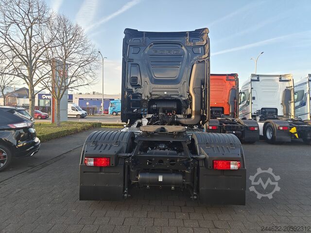 Standard tractor unit Ford Truck F-Max